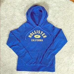 Blue Hollister sweatshirt